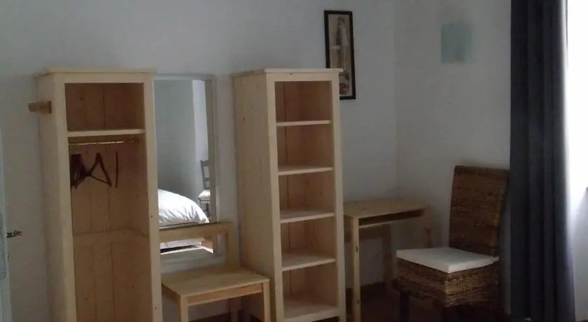 Les Chambres dHostun