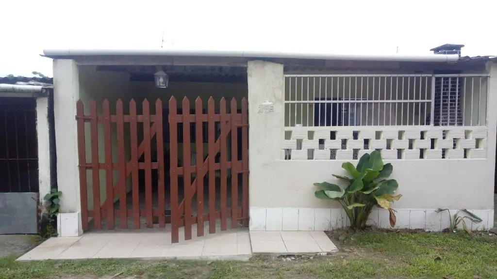 Casa 2 minutos a pé da Praia de INDAIÁ
