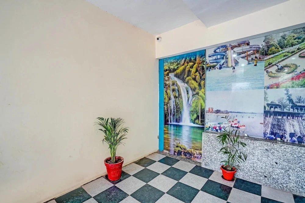 Classic With Balconypacify Hills