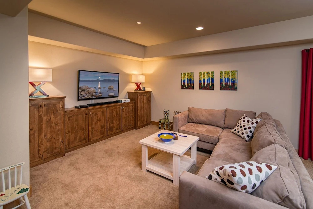 Tahoe Donner Home by RedAwning