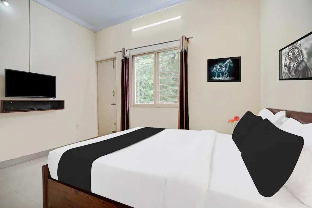 Deluxe Mysore Green Orchid Resort