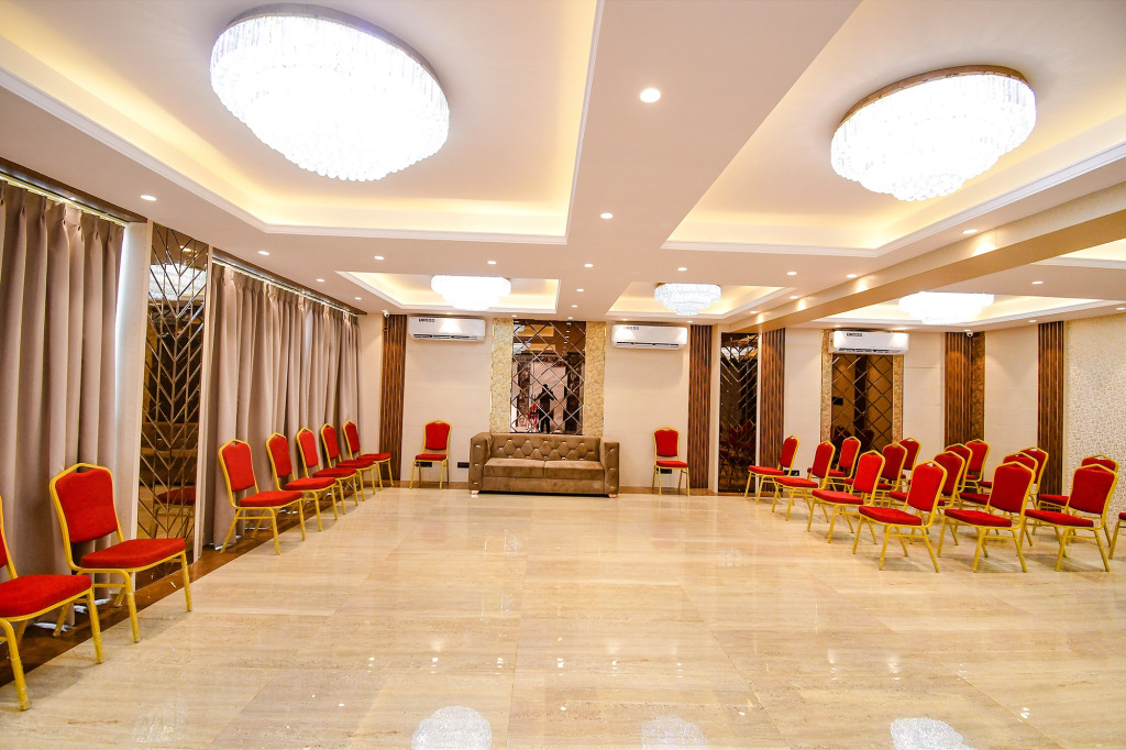 FabHotel Prime Jalsa - Nr Axis Mall