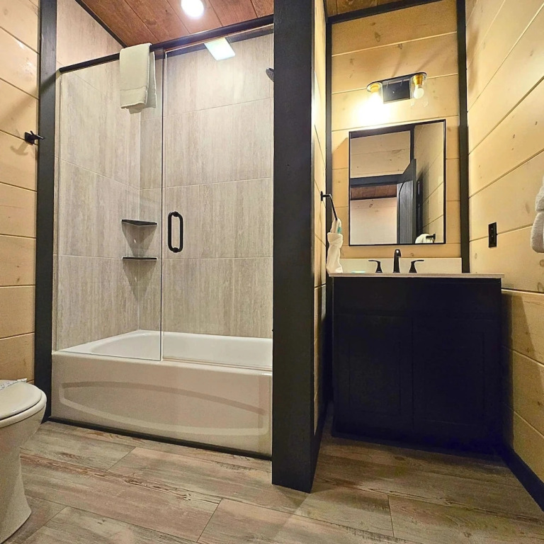 New Private Pool-6br-waterpark-mtn View-sleeps 18