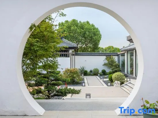 Zizi Guanlan Home stay (the Taihu Lake Xishan Island Store)