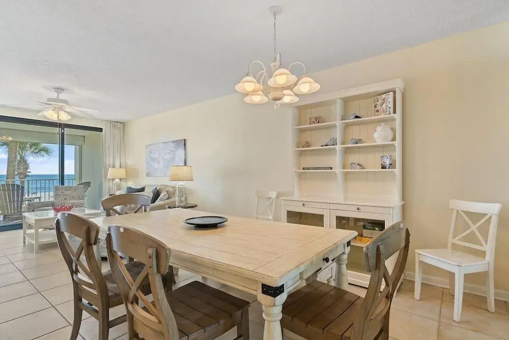 Pelican Pointe 1203