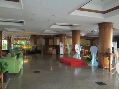 Grand Elty Singgasana Hotel