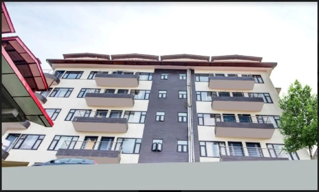 Uphill Courtyard