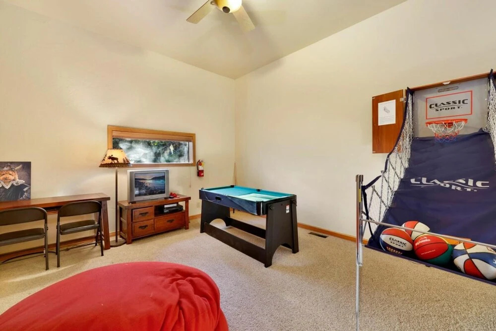 Menlo Manor #2046 by Big Bear Vacations
