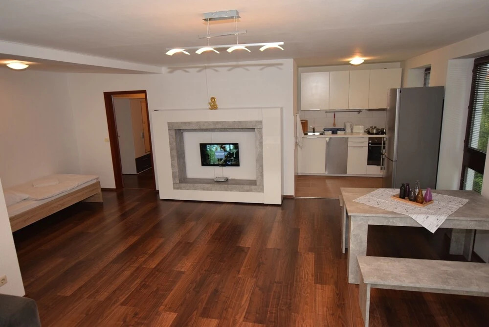 Ab Apartment 55