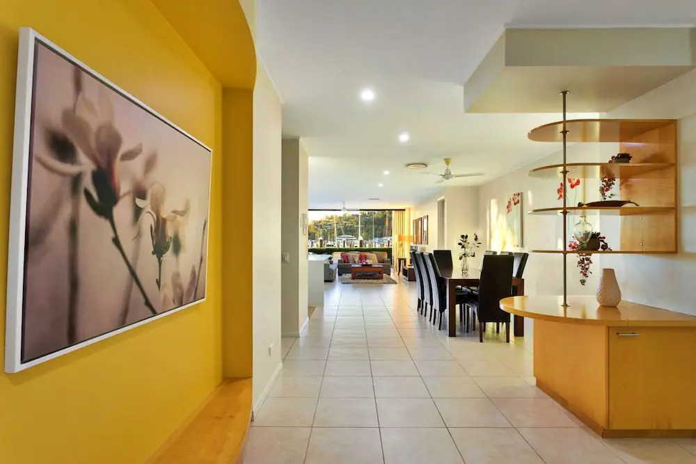Pavillions 12 With Pool And Golf Buggy