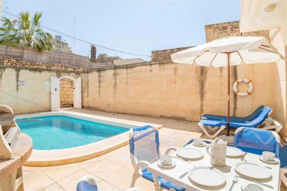Ta Battista - Xewkija Holiday Home