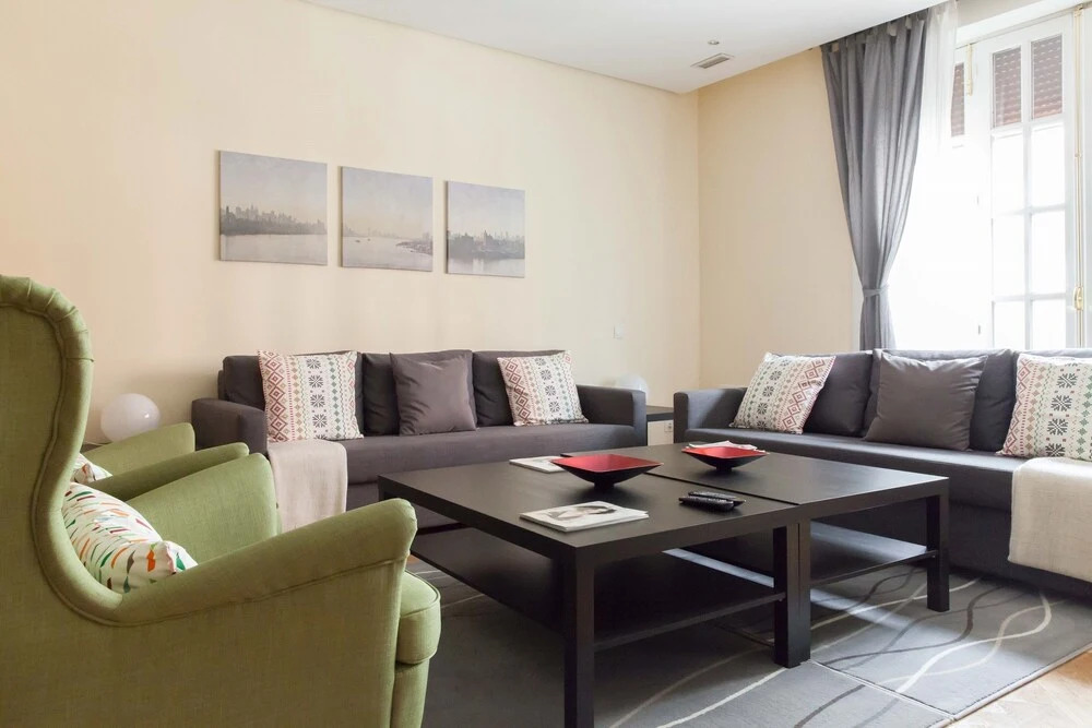Velazquez Suites
