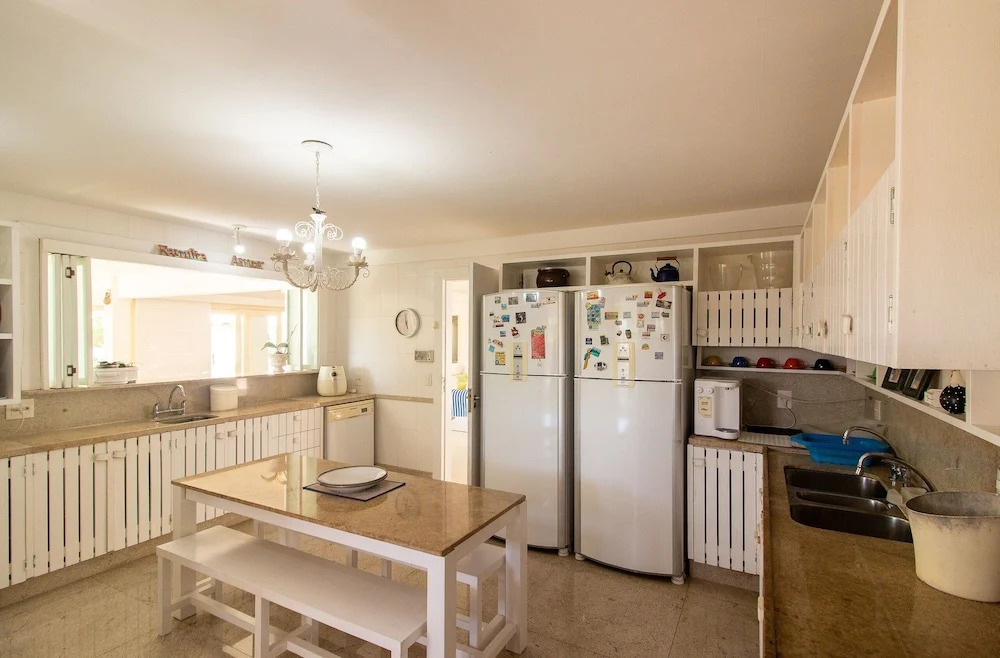 Harmoniosa Mansão com 7 Suítes Ferradura