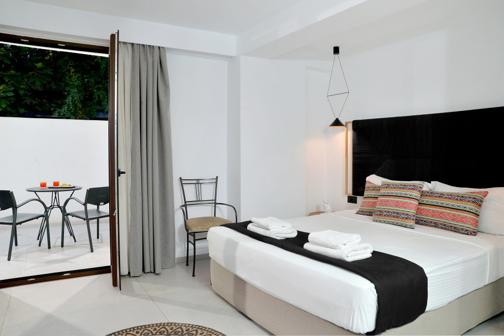Yianna Hotel