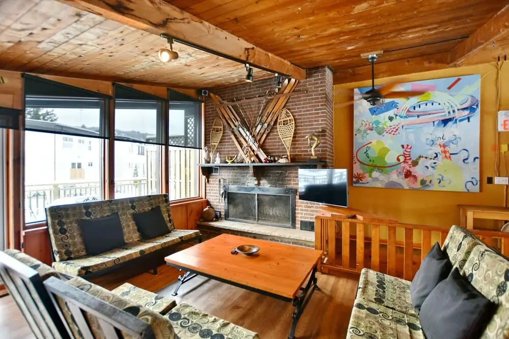 163 Tyrolean Rustic 4 bedroom chalet