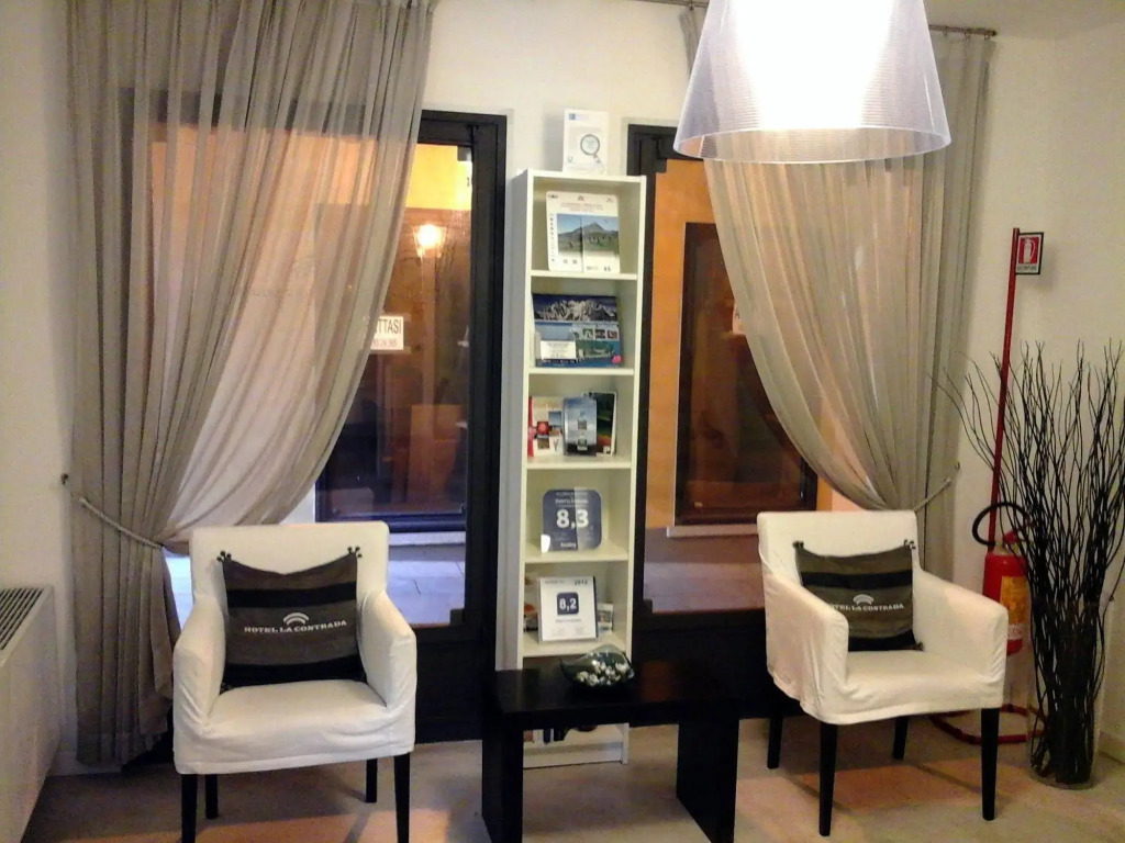Hotel La Contrada