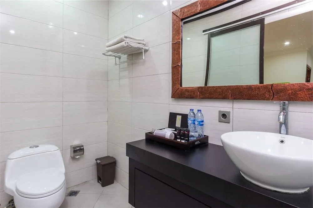 RedDoorz Plus @ Shri Lakshmi Seminyak