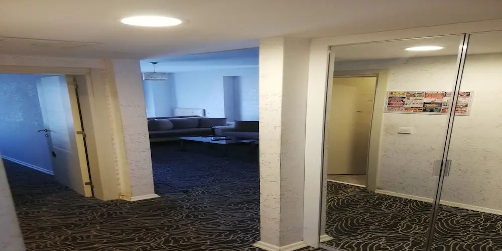 The Grand Suites