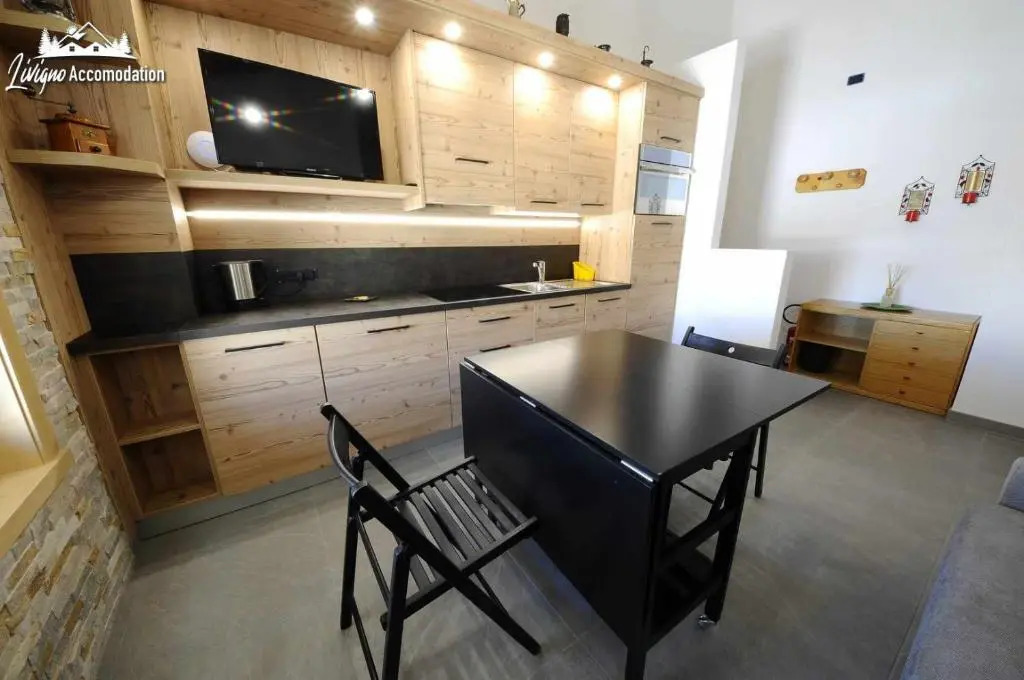 Baita Carosello Apt 6 Appena rinnovato adiacente al Carosello 3000
