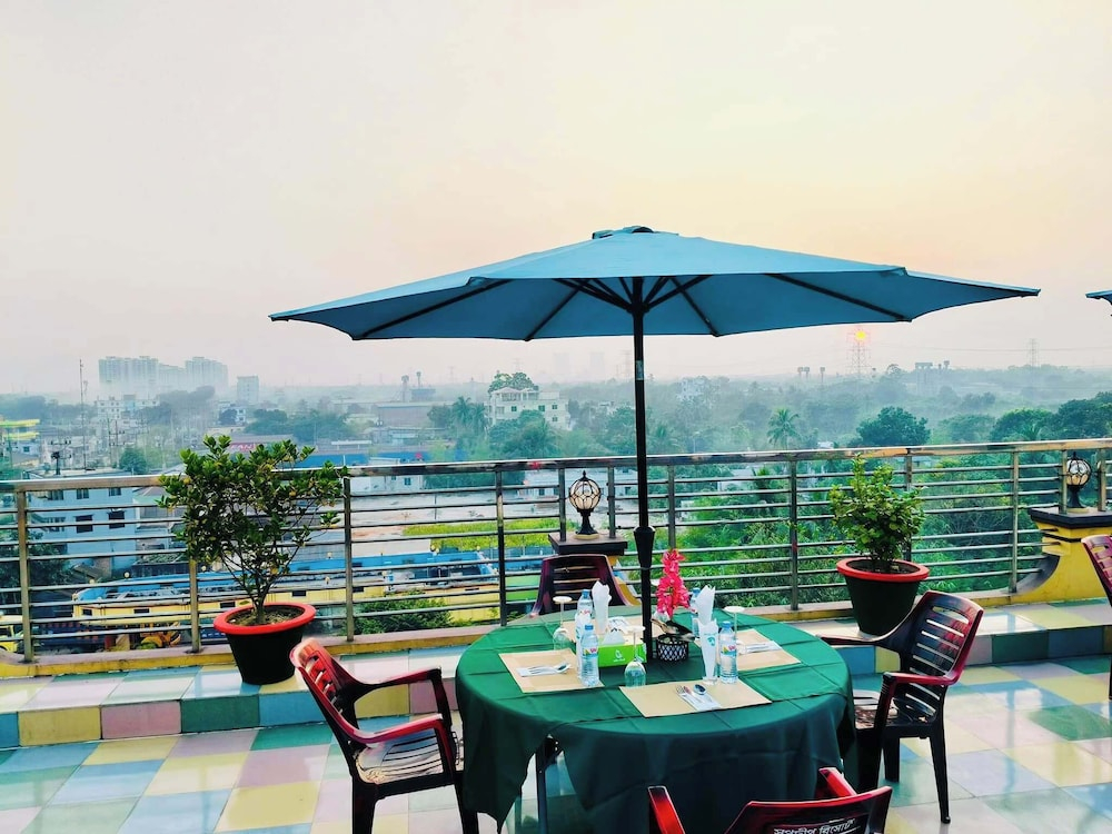 Khairul International Hotel Pabna