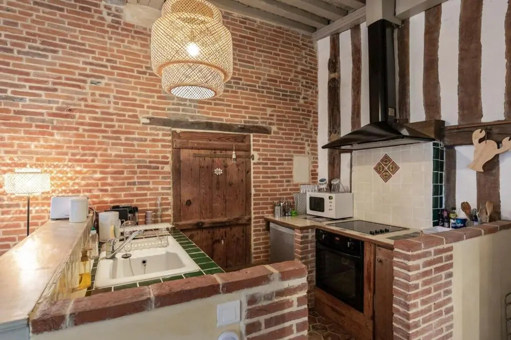 the charming wood - 2ch - 76m2 - full center town