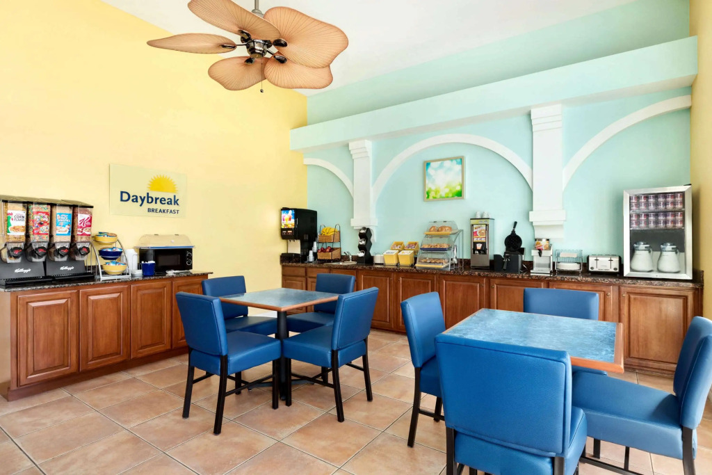 Days Inn by Wyndham Port Aransas TX