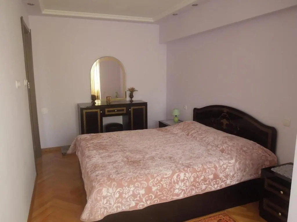 Apartment on 26 May 10/12