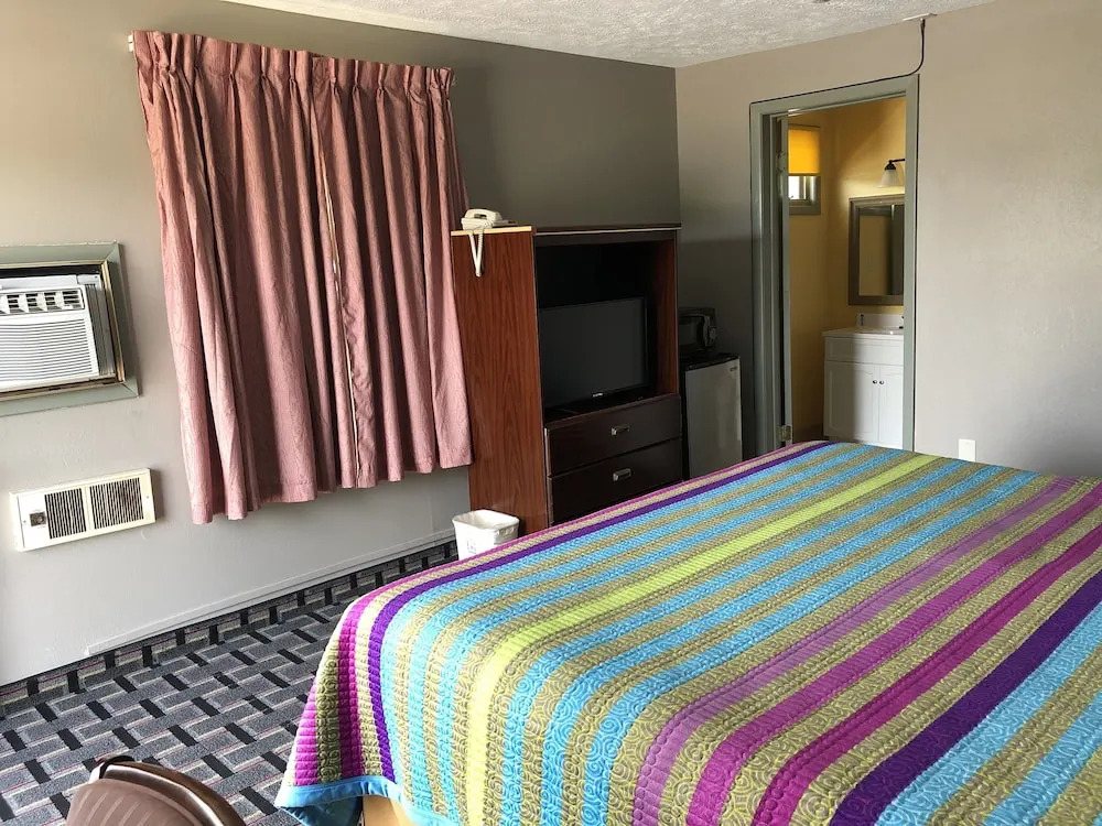 Royal Motel
