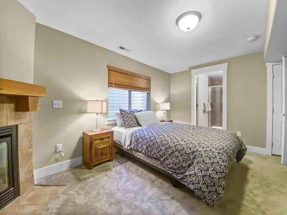 The Retreat At Bear Hollow 8 Bedroom Home by Redawning