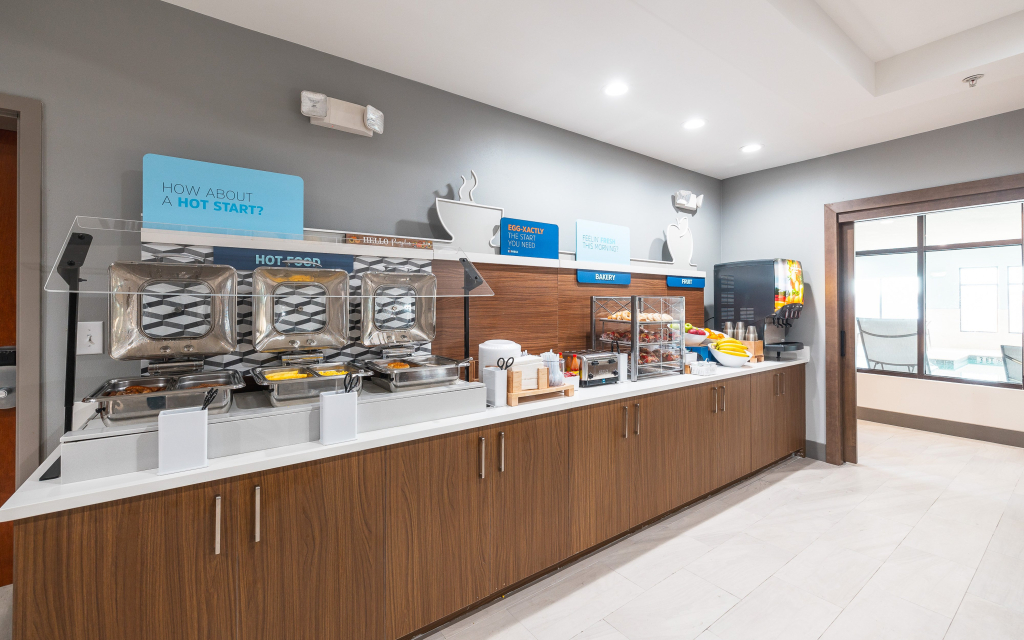 Holiday Inn Express Hotel and Suites Saint Robert by IHG