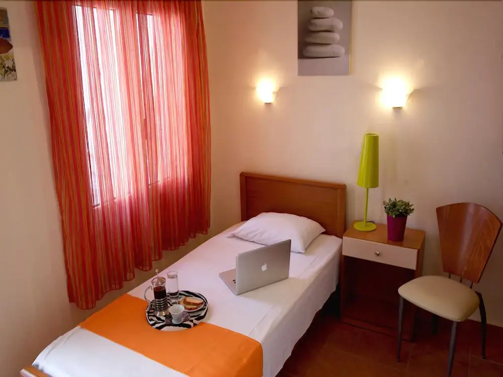 Efstratios Hotel