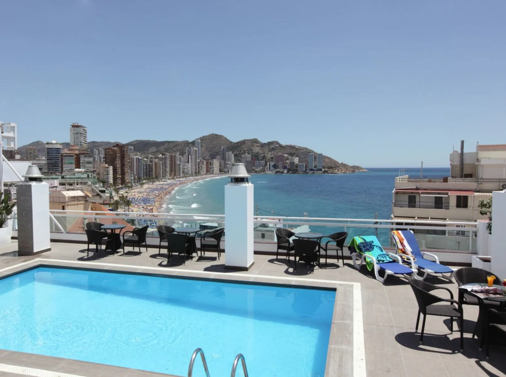 Limehome Benidorm Calle Mayor