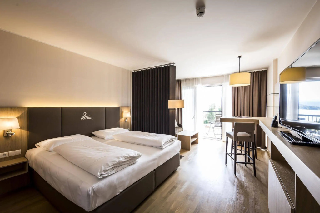 feel good Resort