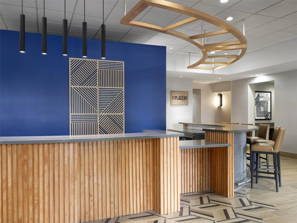 Hyatt Place Atlanta Alpharetta North Point Mall