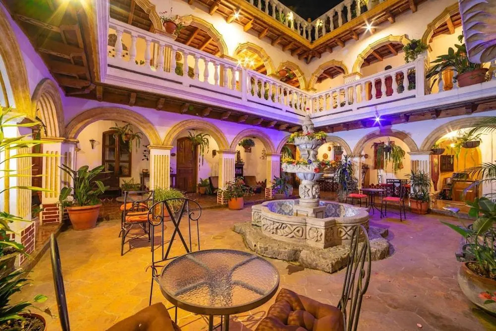 Hotel Gran Plaza Euromaya