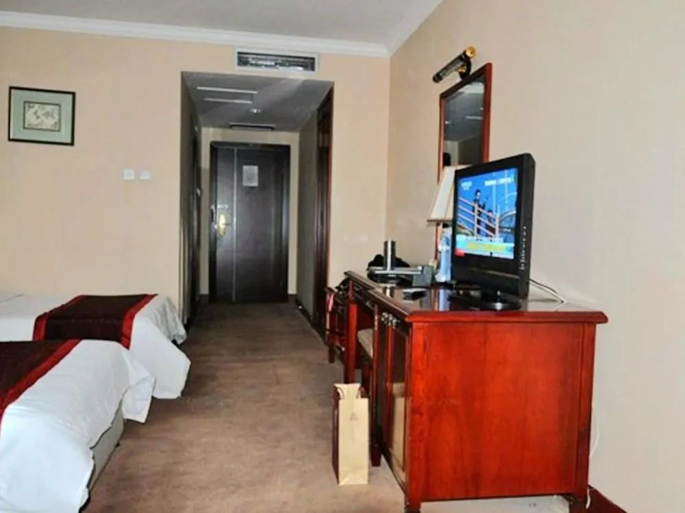 Xinmao Tiancai Hotel