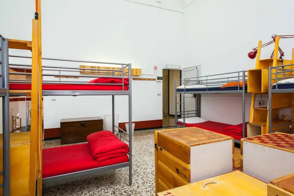 OStellin Genova Hostel