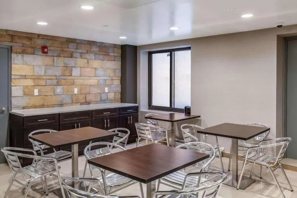 Umbrella Hotel Brooklyn - Newly Renovated