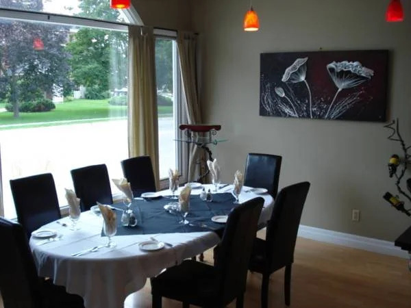 Grey Rose Suites