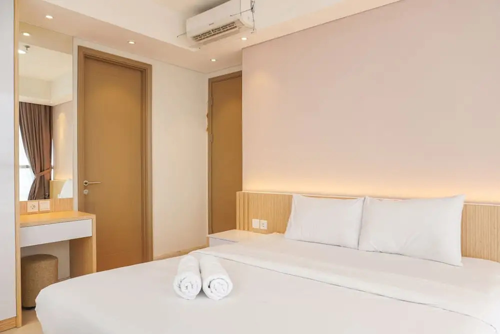 Modern Look And Nice 2Br Gold Coast Apartment Near Pik