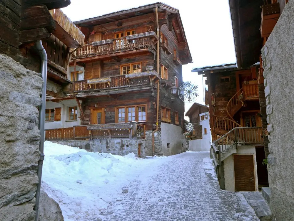 Tarcianne B12 Grimentz