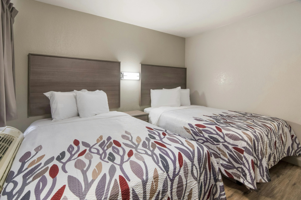 Red Roof Inn Fort Worth South