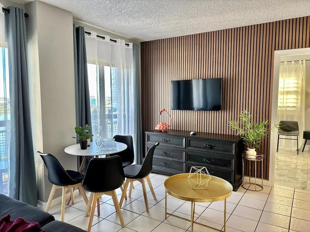 1802 Enclave-2-M