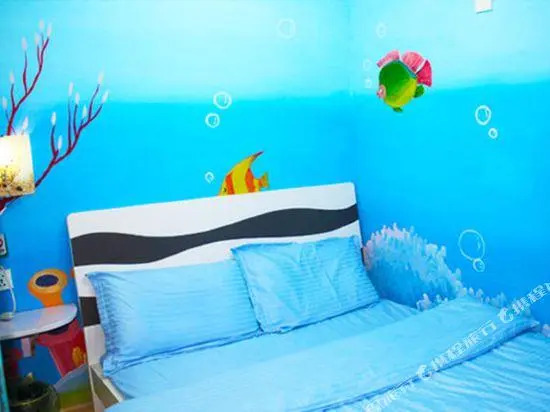 7 Days Theme Apartment