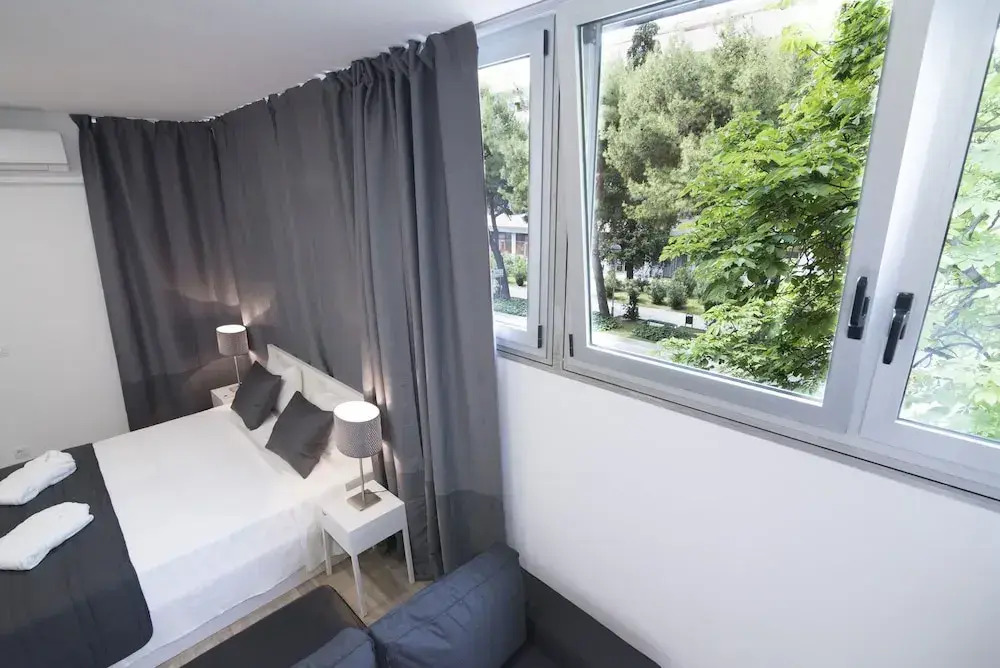 Apartment Aspalathos Centar - Split city center, a few minutes walking distance to the UNESCO Palace, parking lot in front of the apartment
