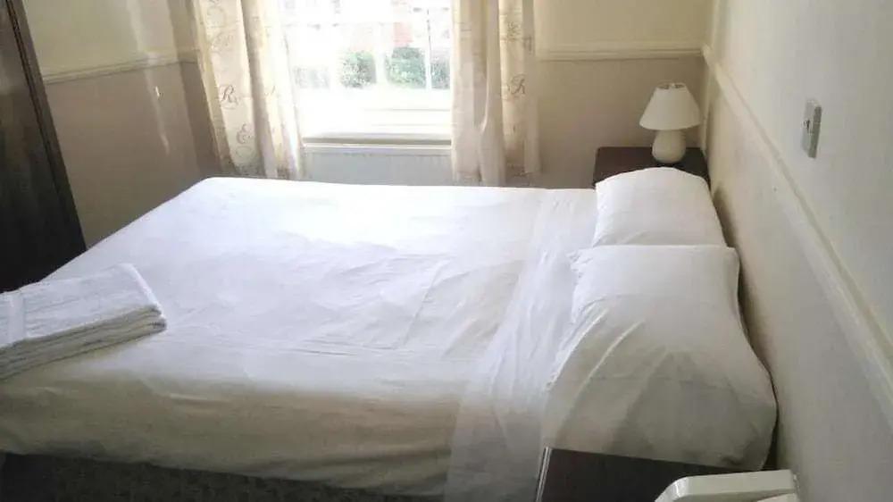 Rose and Crown Hotel