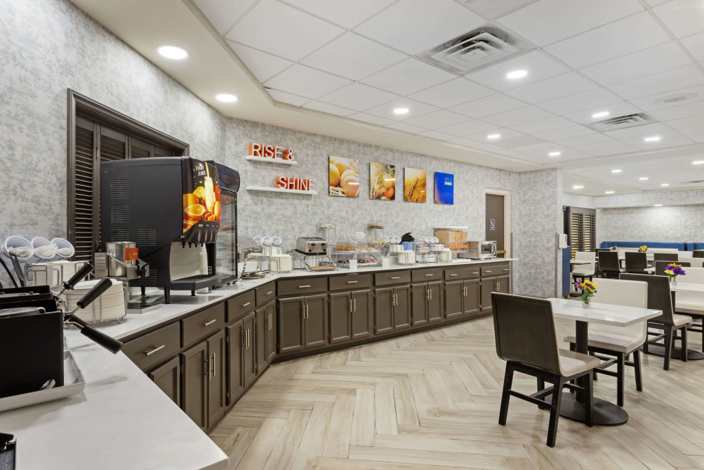 Comfort Inn & Suites Greenville Near East Carolina University