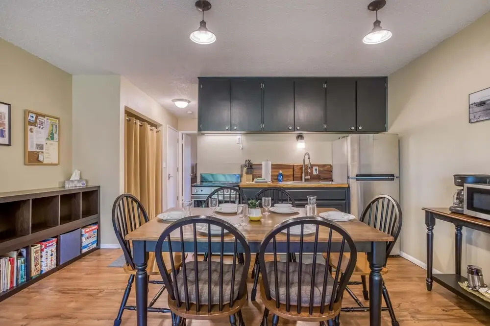 Creekside Condo 136