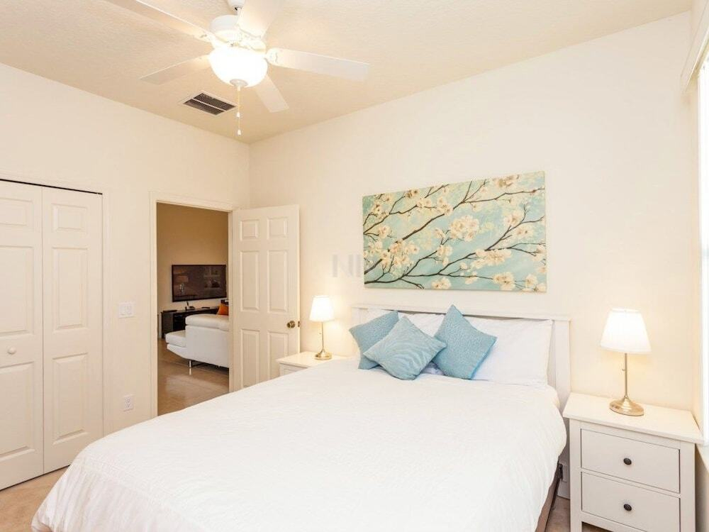 Crystal Cove Resort - Beautiful 4BR Vacation Home near Disney Parks in Florida - FVV 40498