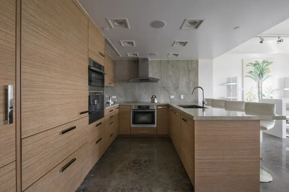 The Netherland R5F - Ocean Drive Condo